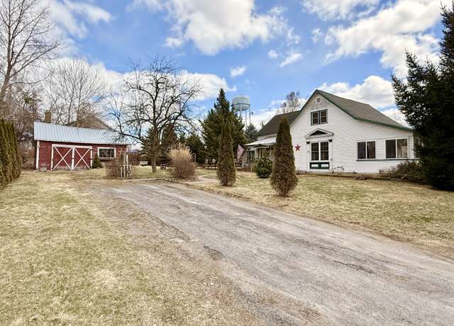 Property at 794 Union Road Rd, Peru, NY 12972, 2 beds, 1.5 baths