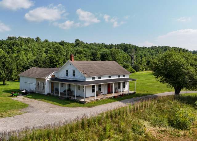 Property at 13643 Nys Route 9N, Jay, NY 12941, 5 beds, 2 baths