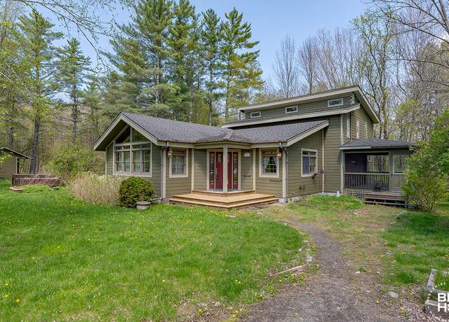 Property at 8 Mason Young Lane Ln, Keene Valley, NY 12943, 4 beds, 2 baths