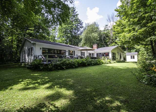 Property at 864 O'neil Rd, West Chazy, NY 12992, 3 beds, 2.5 baths
