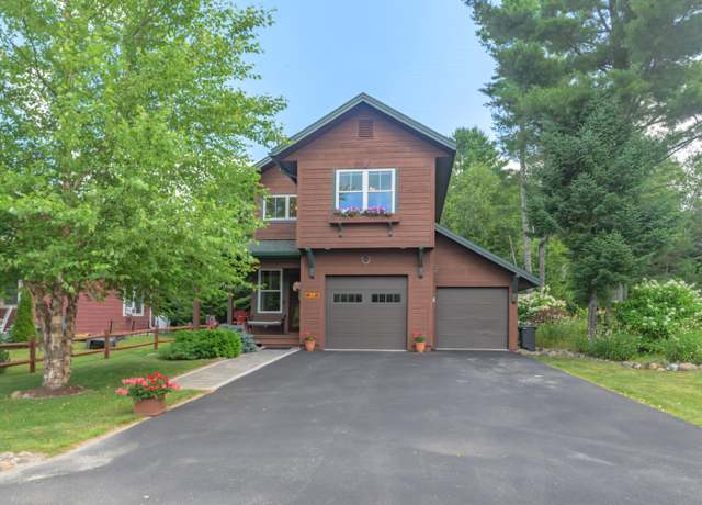 Property at 39 Otter Way, Lake Placid, NY 12946, 3 beds, 2.5 baths