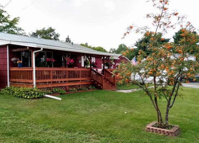 Property at 9 Smart St, Keeseville, NY 12944, 3 beds, 1 bath