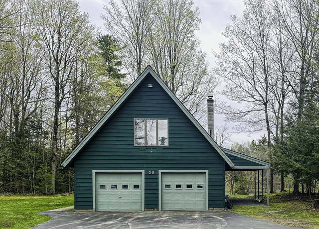 Property at 30 Pinebrook Dr, Morrisonville, NY 12962, 1 bed, 1 bath