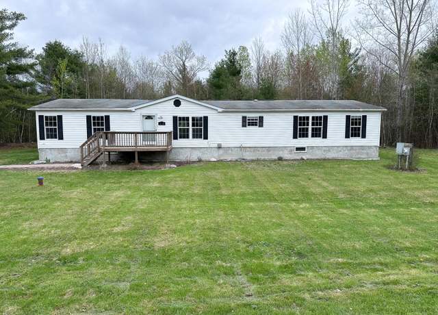 Property at 198 Fox Farm Rd, Plattsburgh, NY 12901, 4 beds, 2 baths