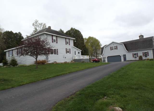 Property at 71 Dineen Rd, Constable, NY 12926, 4 beds, 2.5 baths