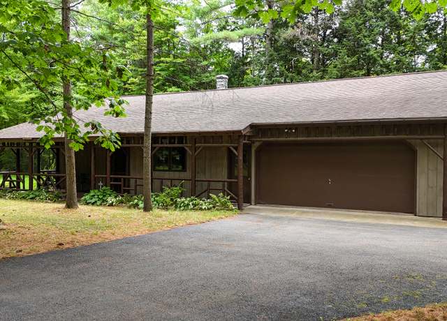 Property at 190 Bear Swamp Rd, Peru, NY 12972, 3 beds, 2 baths