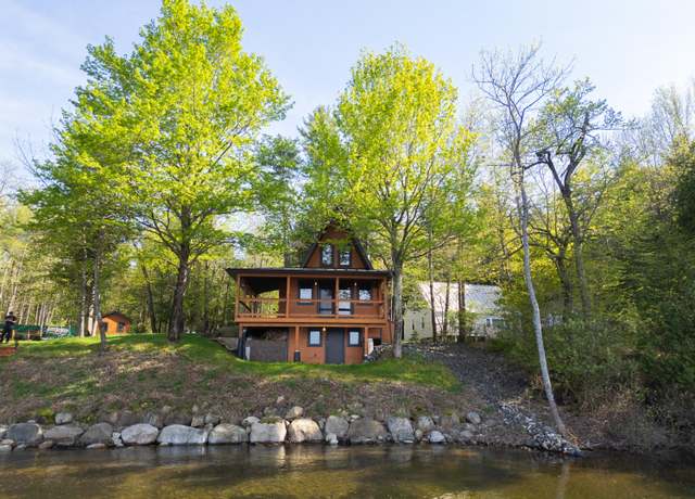 Property at 309 Farrell Rd, Willsboro, NY 12996, 2 beds, 2 baths