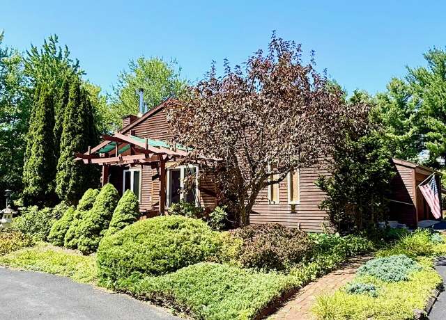 Property at 13 Haven Ln, Peru, NY 12972, 3 beds, 2.5 baths