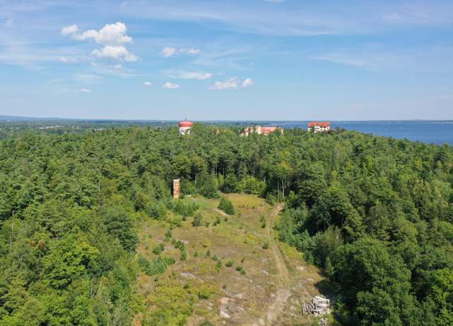 Property at 01 Bluff Point Dr, Plattsburgh, NY 12901