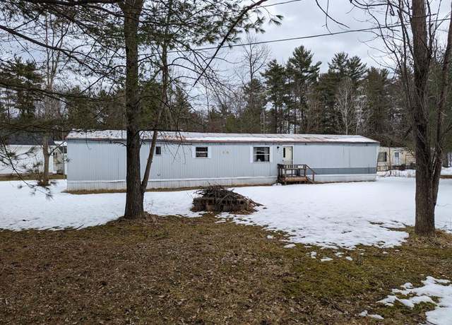 Property at 14 Oak, Willsboro, NY 12996, 3 beds, 1 bath