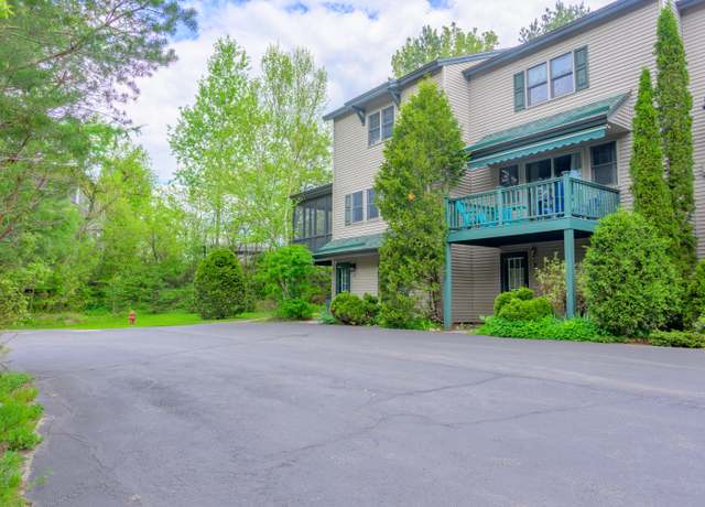 Property at 33 Fir Way #2, Lake Placid, NY 12946, 3 beds, 2.5 baths