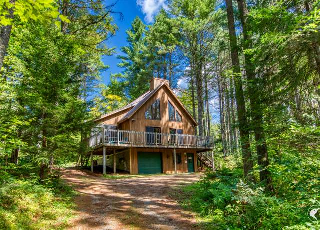 Property at 9258 State Route 30, Paul Smiths, NY 12970, 3 beds, 2 baths