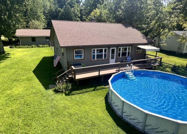 Property at 6 Quaker Mountain Rd, Wilmington, NY 12997, 3 beds, 1 bath