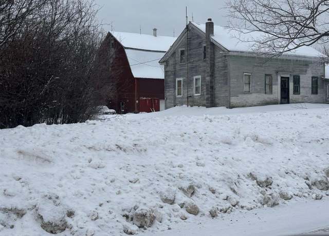 Property at 314 Gladding Rd, Massena, NY 13662, 4 beds, 1 bath