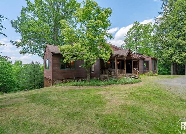 Property at 147 Jackson Rd, Keene, NY 12942, 5 beds, 4 baths