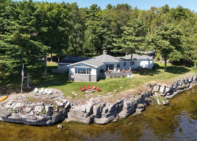 Property at 54 Loch Ln, Plattsburgh, NY 12901, 5 beds, 3 baths