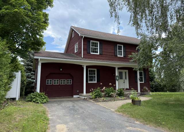 Property at 239 Champlain Drive Dr, Plattsburgh, NY 12901, 3 beds, 3 baths