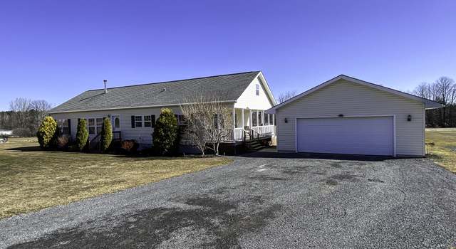 Photo of 7 Westwood Dr, West Chazy, NY 12992