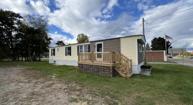 Photo of 15 River St, Chateaugay, NY 12920