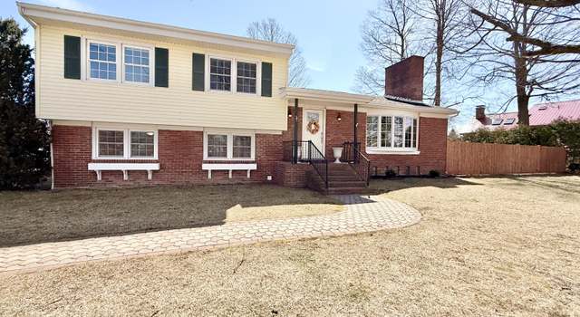 Photo of 17 Birchwood Dr, Peru, NY 12972