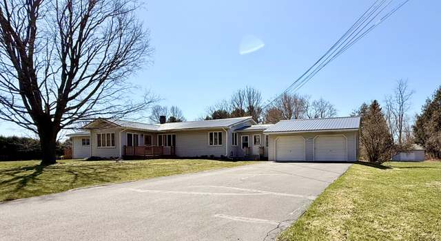 Photo of 27 Lovers Lane Ln, West Chazy, NY 12992
