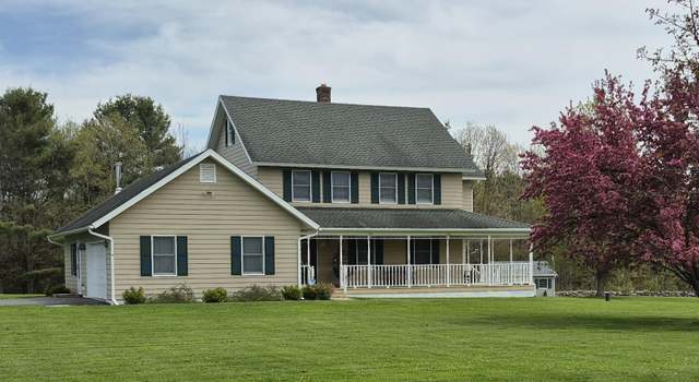 Photo of 25 Joann Lane Ln, Cadyville, NY 12918