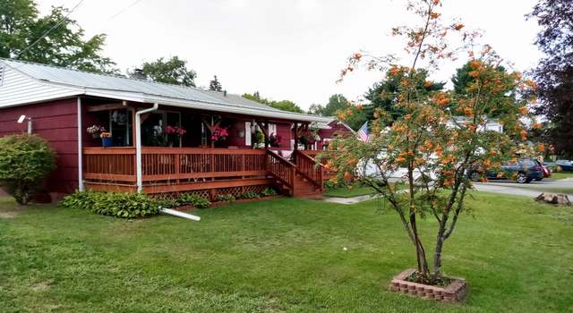 Photo of 9 Smart St, Keeseville, NY 12944