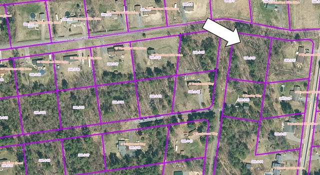 Photo of 13 Woodland Hills Dr, Morrisonville, NY 12962