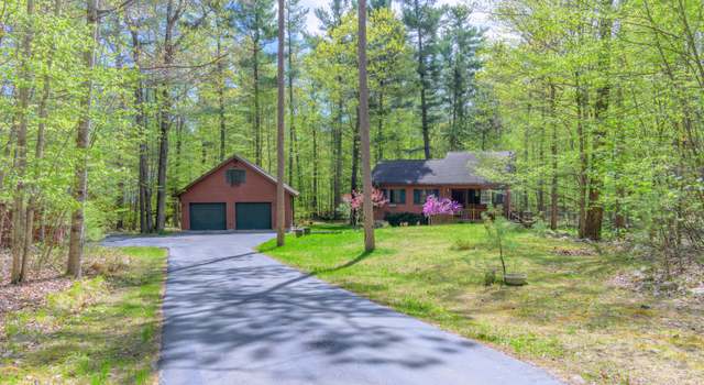 Photo of 81 Evergreen Ln, Jay, NY 12941