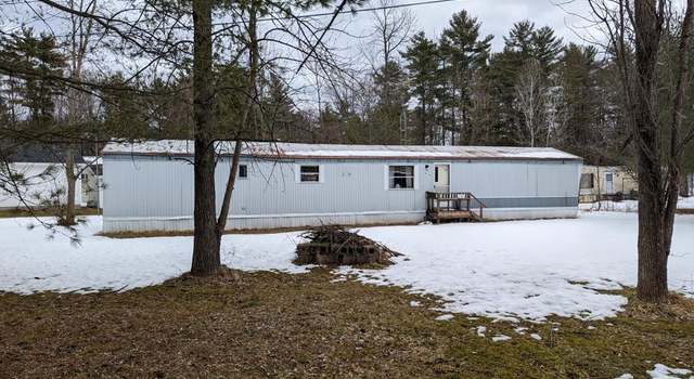 Photo of 14 Oak Ave, Willsboro, NY 12996