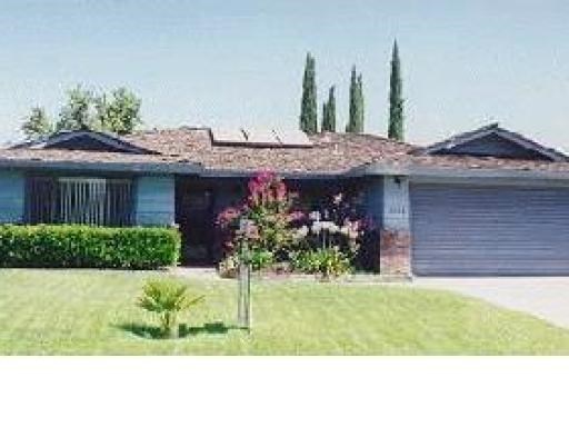 6554 Toluca Ave