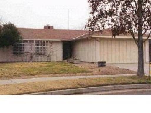 2738 Villa Ct