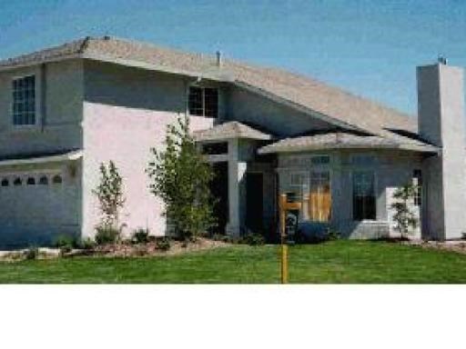 1196 Donna Dr