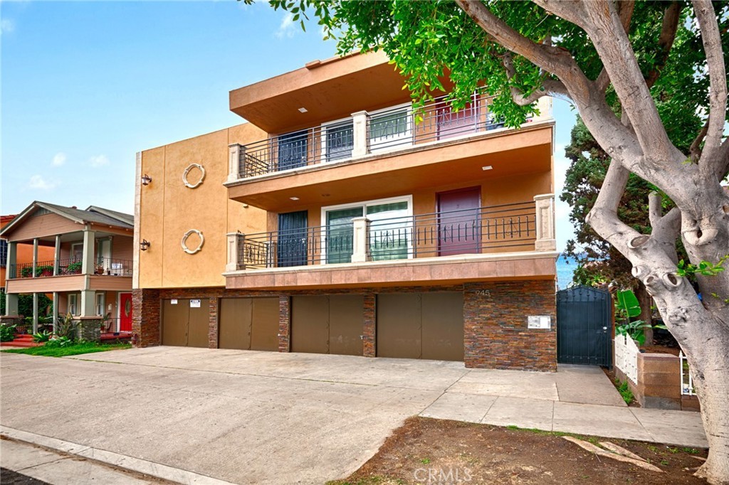 945 Locust Ave, Long Beach, CA 90813 MLS PW23149053 Redfin
