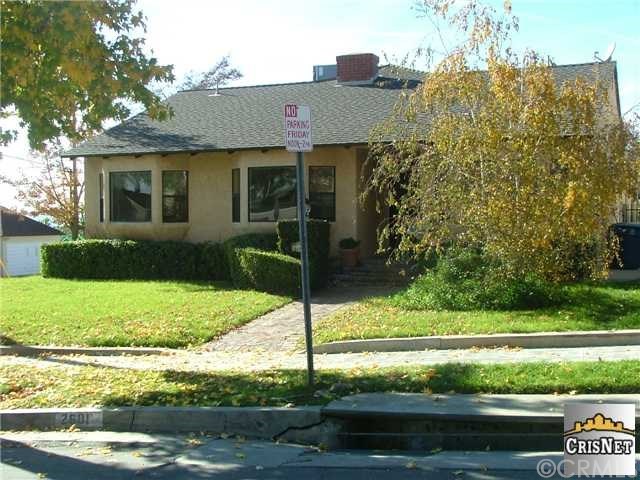 2601 N LAMER St, Burbank, CA 91504 | MLS# B2108061 | Redfin