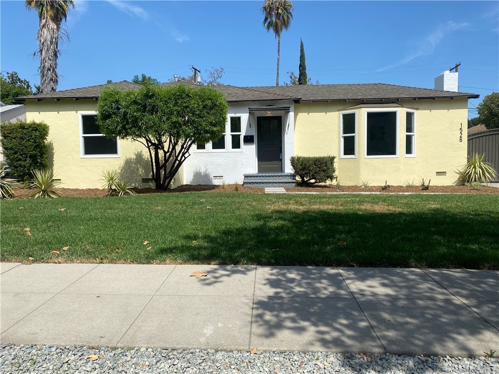 1526 N White Ave, Pomona, CA 91768 | Redfin - 2118 N White Ave Pomona Ca 91768