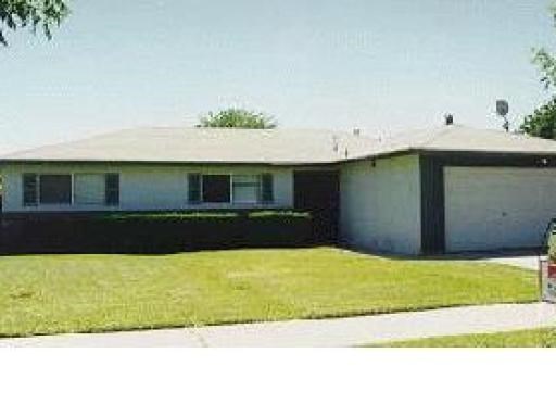 3226 Loughborough Dr