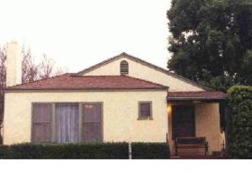 1120 Cedar Ave