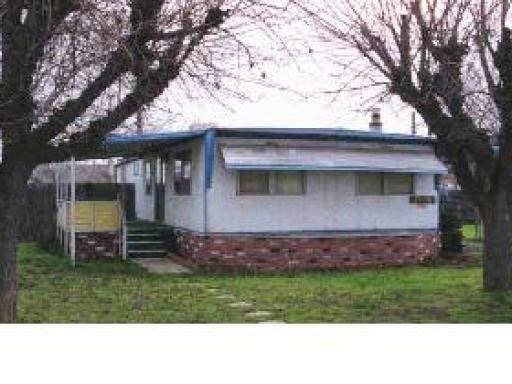 2864 Station Ave