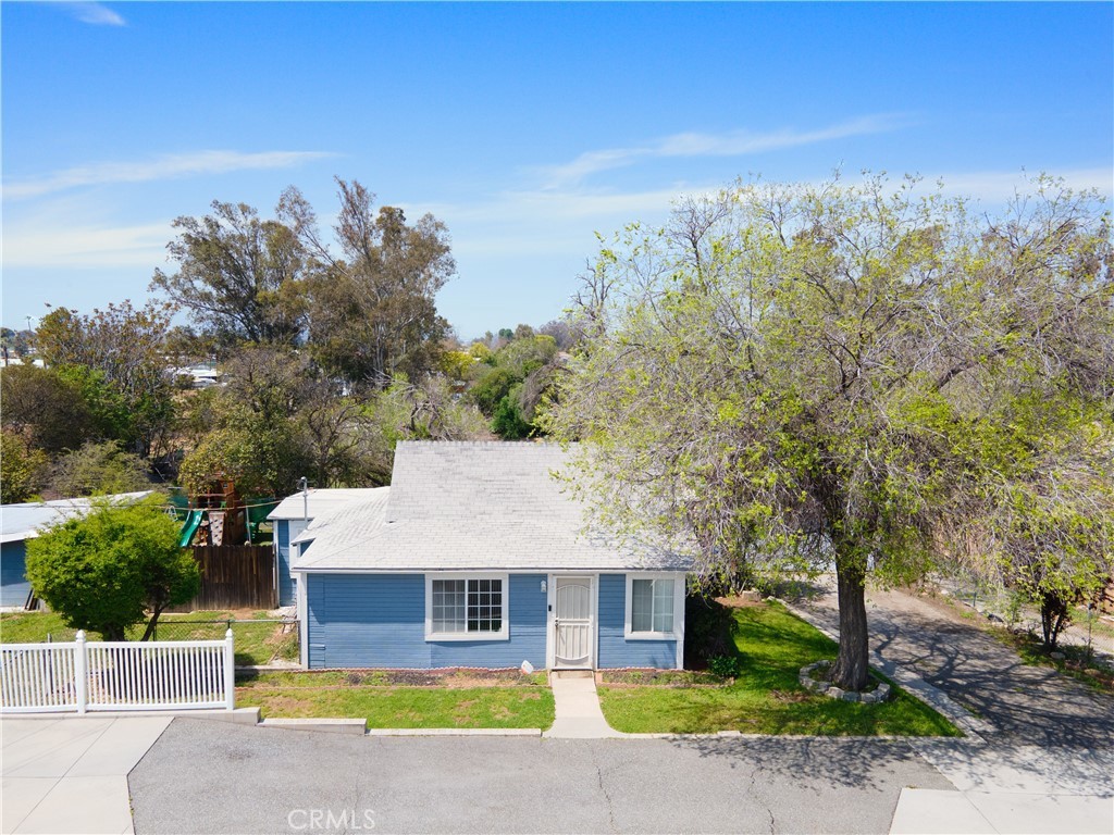 12258 3rd St, Yucaipa, CA 92399 MLS SW23059119 Redfin