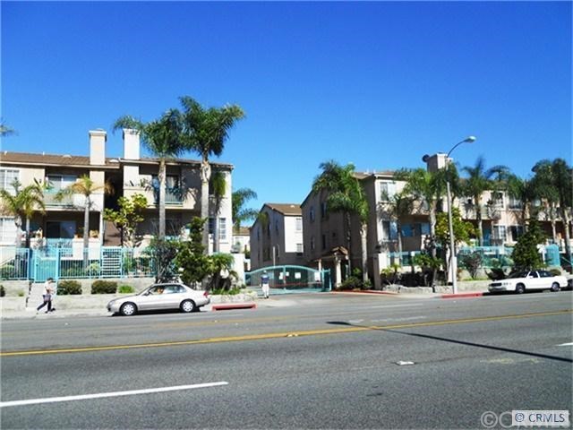 21848 S Vermont Ave #1, Torrance, CA 90502 | MLS# SB14006133 | Redfin