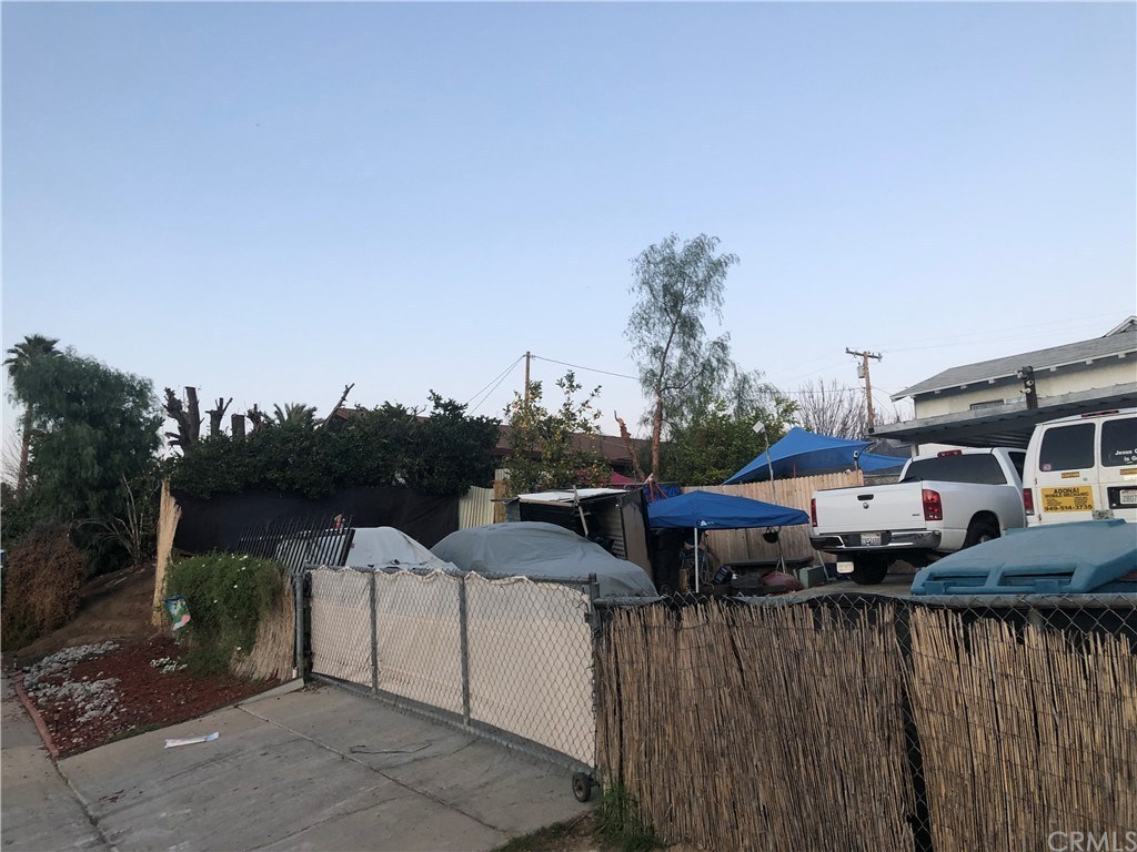 114 N Lewis St, Lake Elsinore, CA 92530