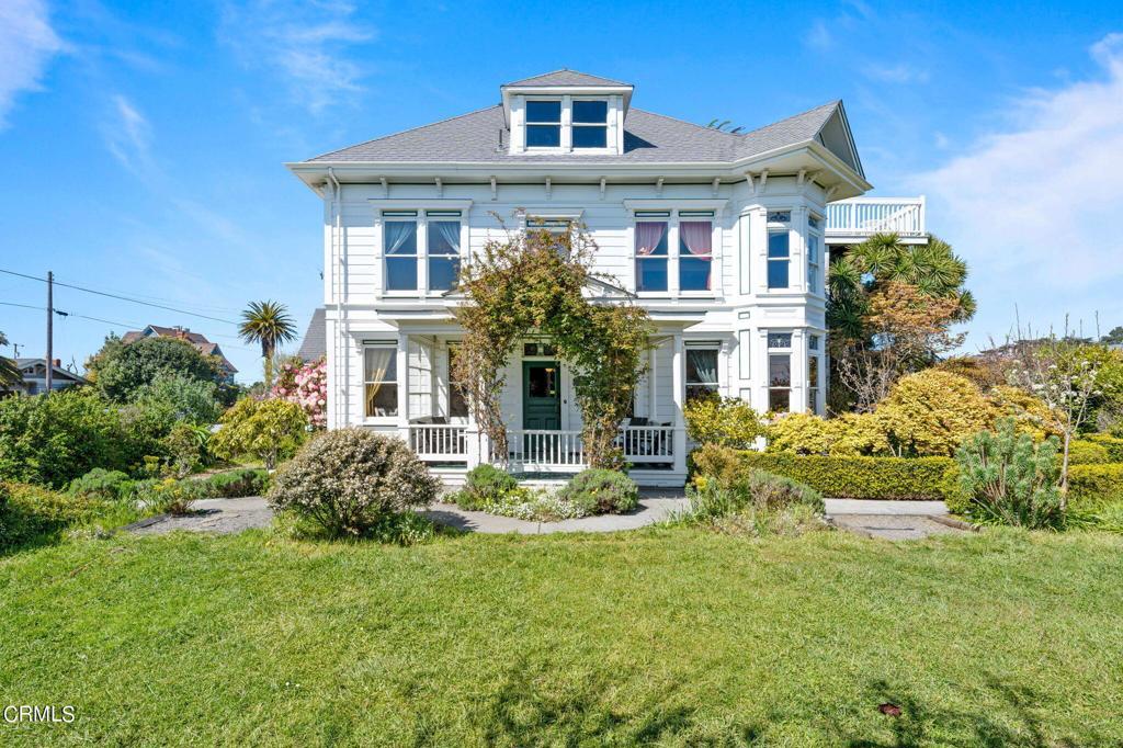 Redfin Fort Bragg Ca