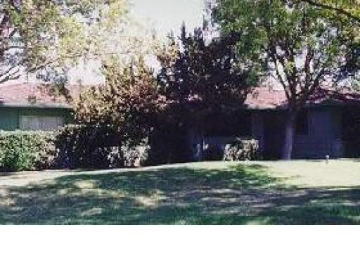 5726 Golf Rd