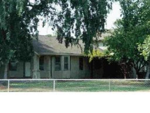 2966 Yosemite Ave