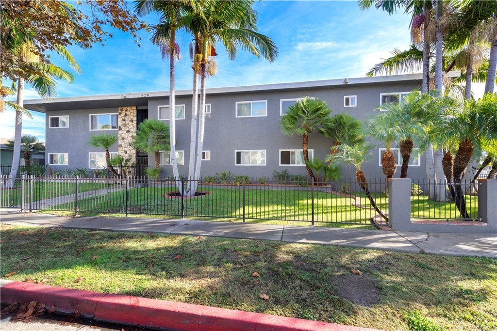 929 S Townsend St, Santa Ana, CA 92704 MLS OC20064195 Redfin