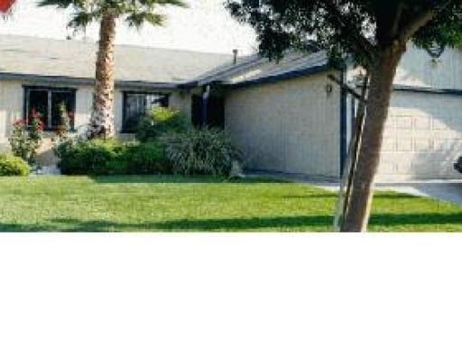 2607 Claret Cir