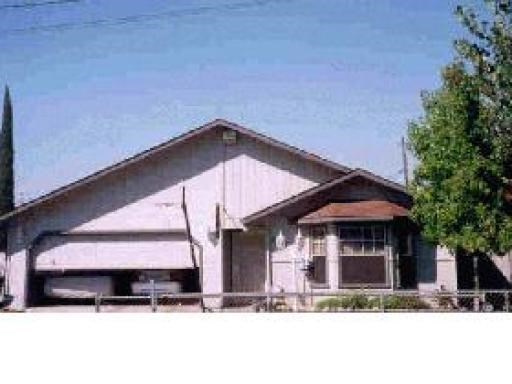 2256 Lobo Ave