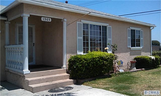 1303 W TICHENOR St, Compton, CA 90220 | MLS# R1203269 | Redfin