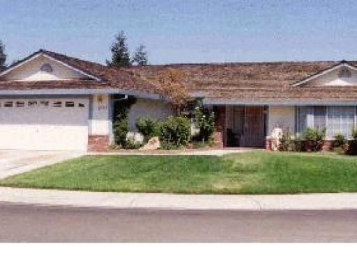1025 Fawn Ct